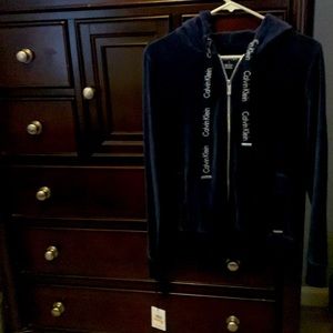 NWT Calvin Klein velour hooded jacket - size s